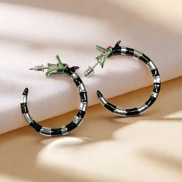 Beetlejuice Sand Snake Goth Hoop Earrings - Picture 2 of 4